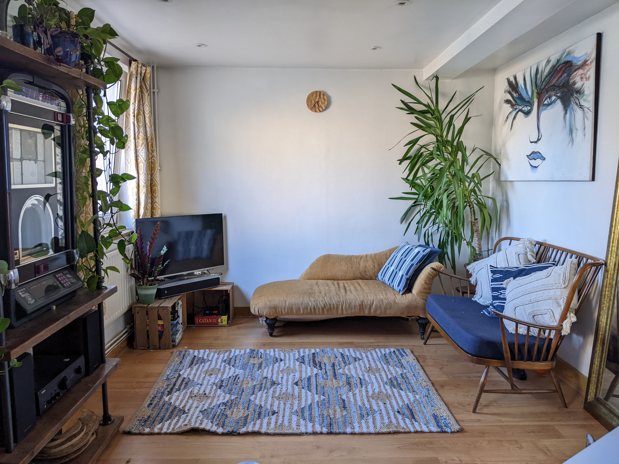 3 bedroom Flat Old Ford Road, E2 Property Search Strike