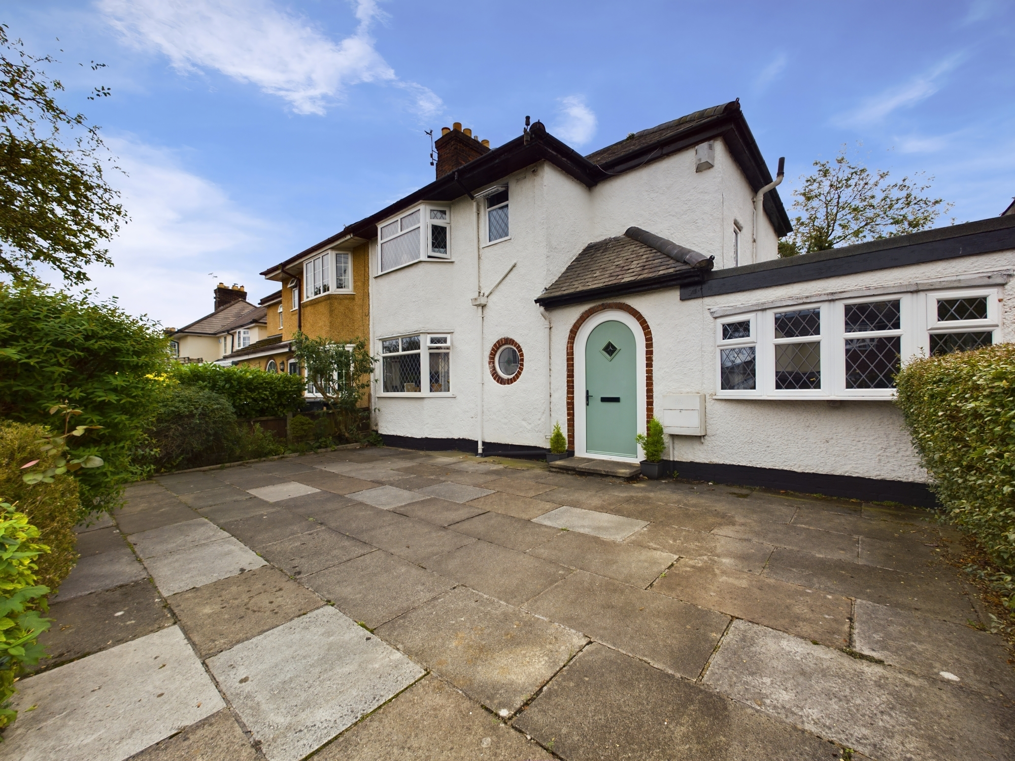 3 bedroom Semidetached House Parkfield Road, CH63 Property Search Strike