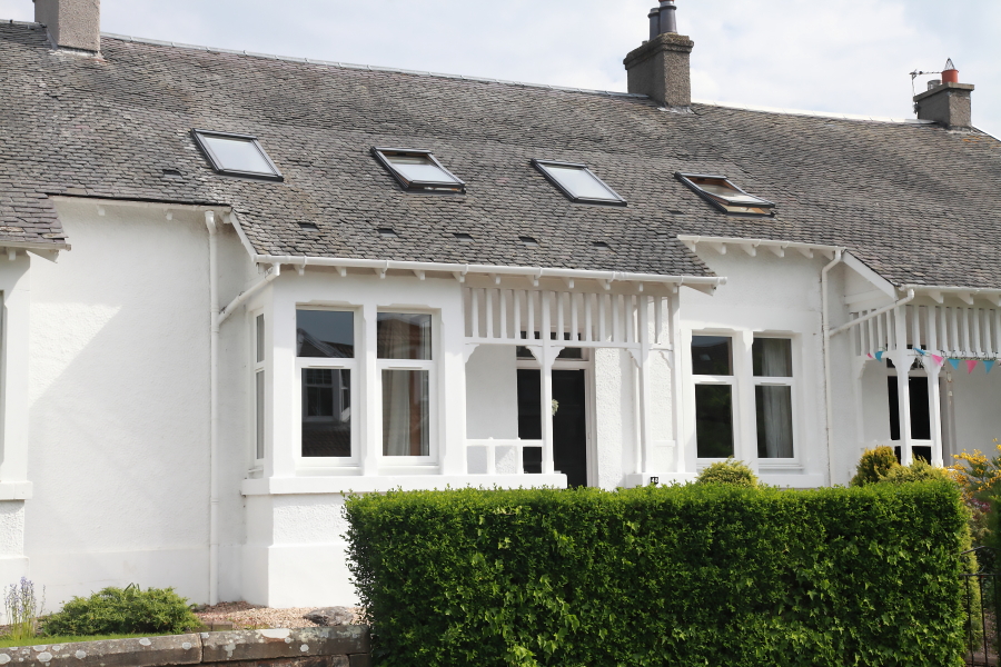 3 bedroom Terraced House Muir Road, EH48 Property Search Strike
