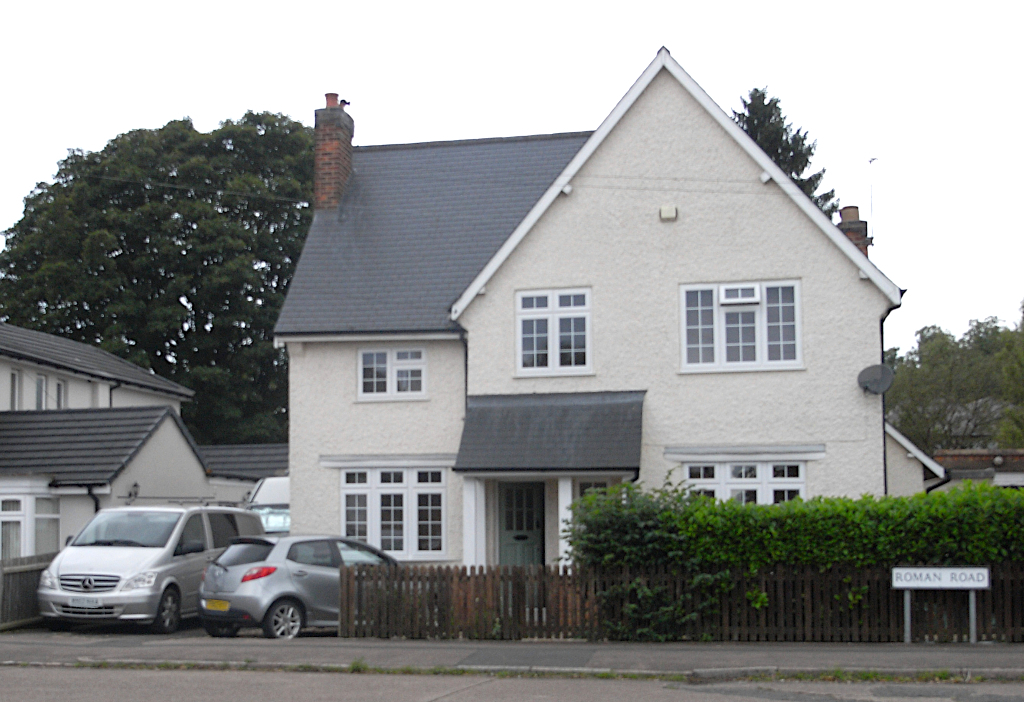 4 bedroom Detached House Roman Road, LE4 Property Search Strike