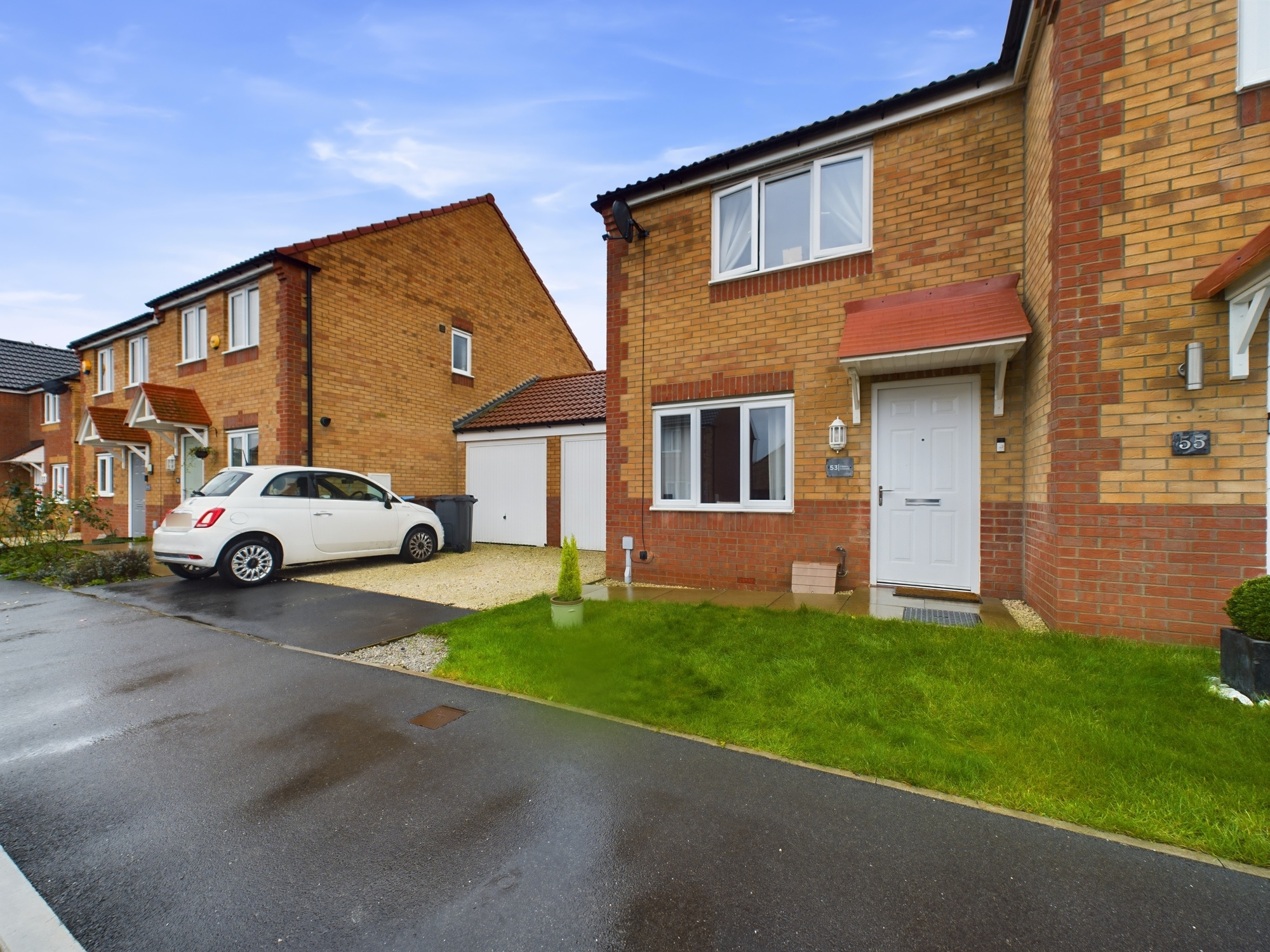 2 bedroom Semidetached House Calders Crescent, S5 Property Search